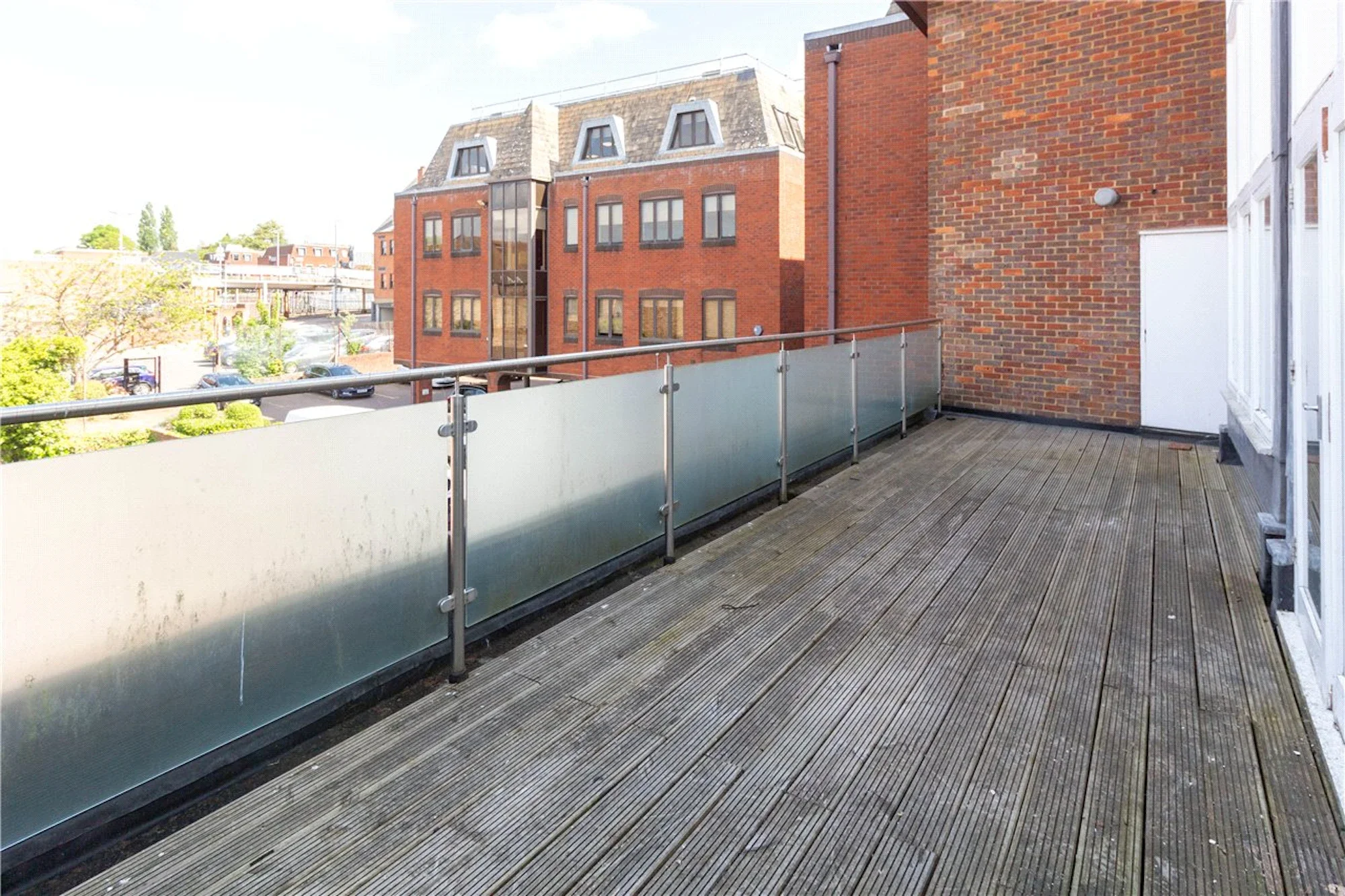Flat Vaughan Road in St Albans