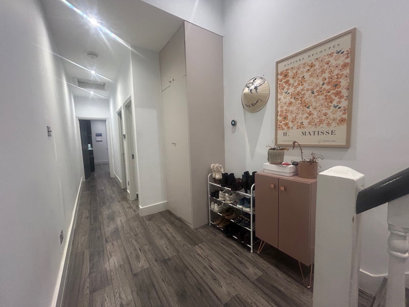Room Swaby Road in Greater London