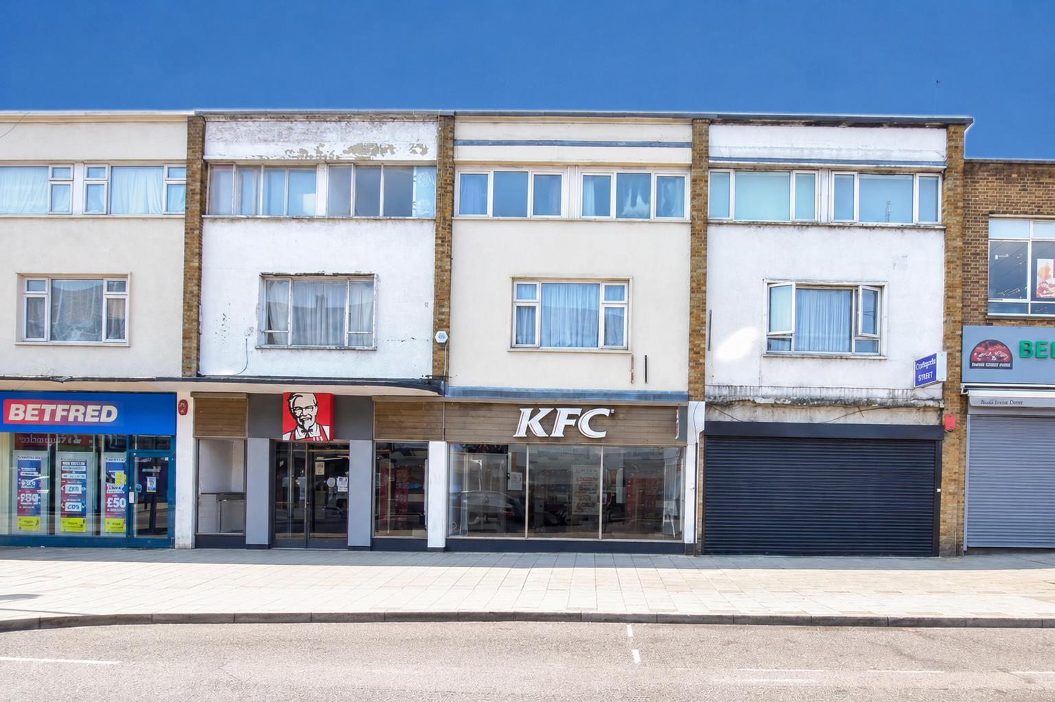Flat Bellegrove Road in Greater London