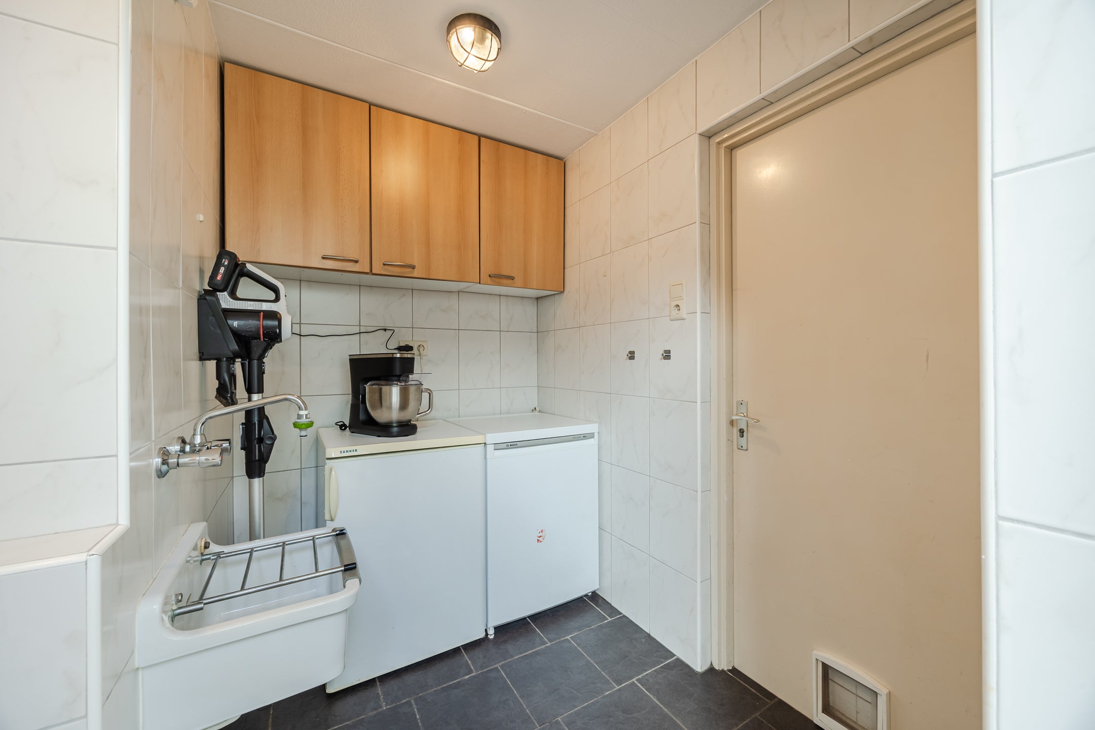 Tussenwoning te koop: Wijngaardstraat 17, Bergen Op Zoom