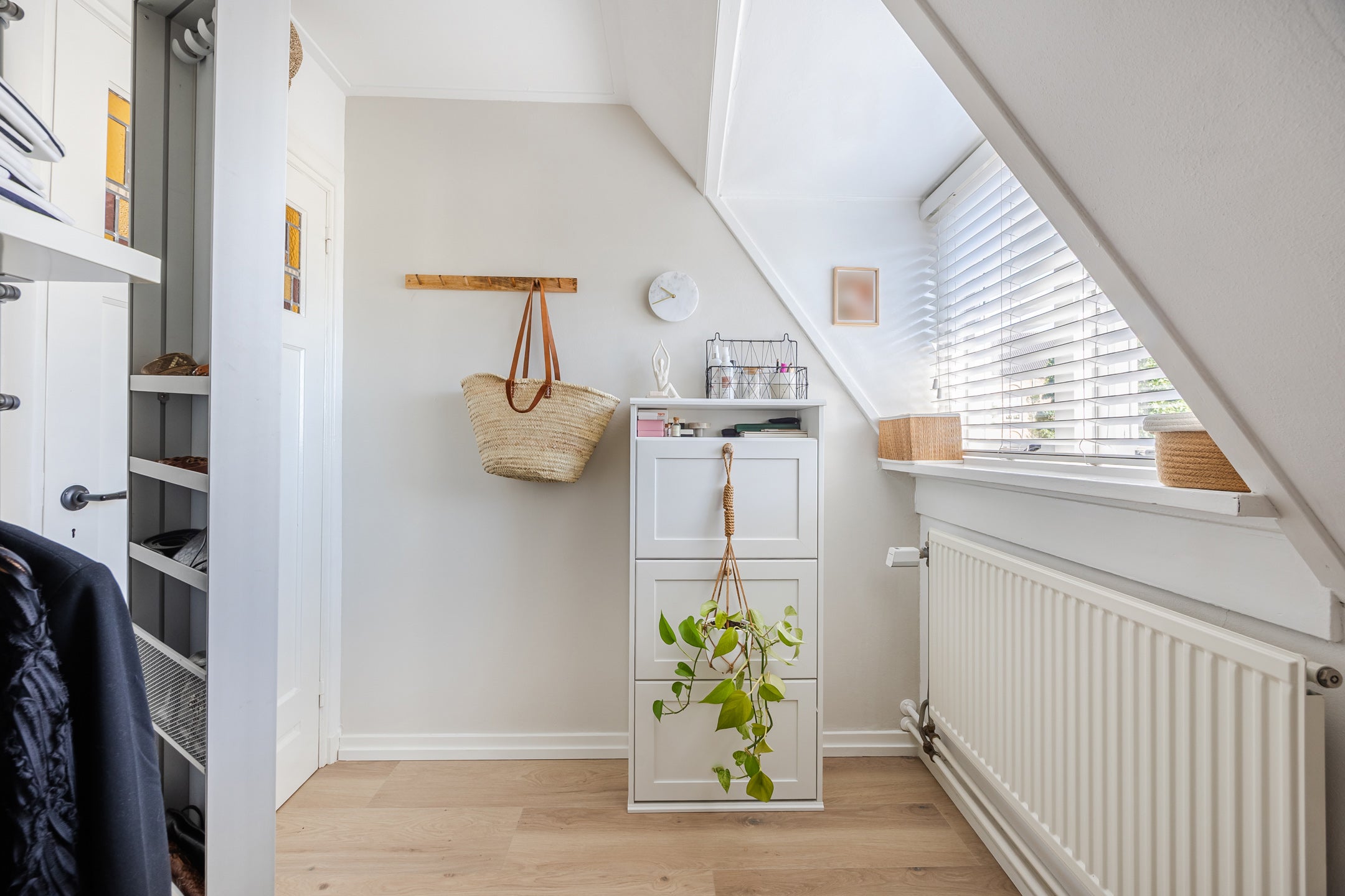 Tussenwoning te koop: Wijngaardstraat 17, Bergen Op Zoom