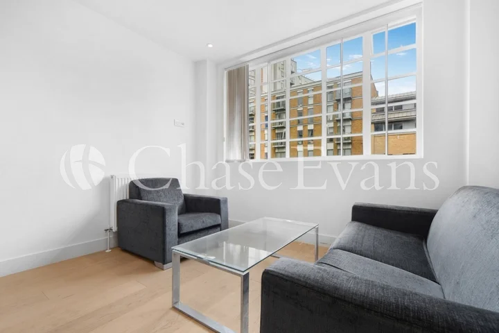 Flat Burdett Road in Greater London