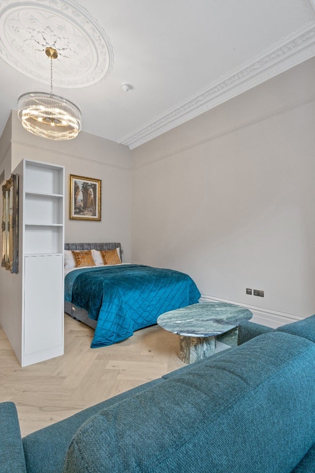 Flat Queen's Gate in Greater London