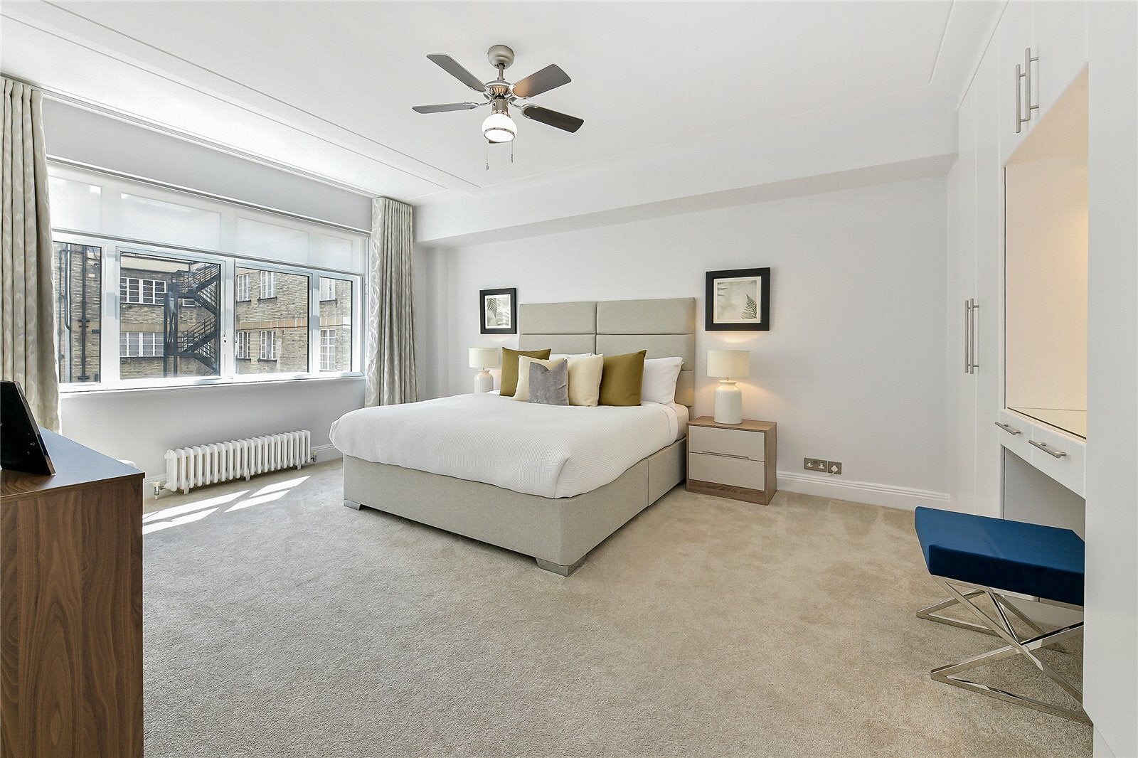 Flat Sloane Street in Greater London