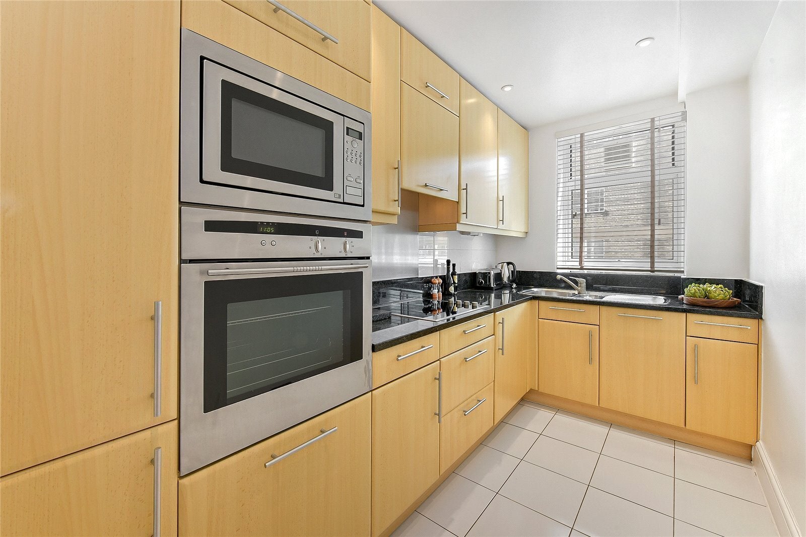 Flat Sloane Street in Greater London