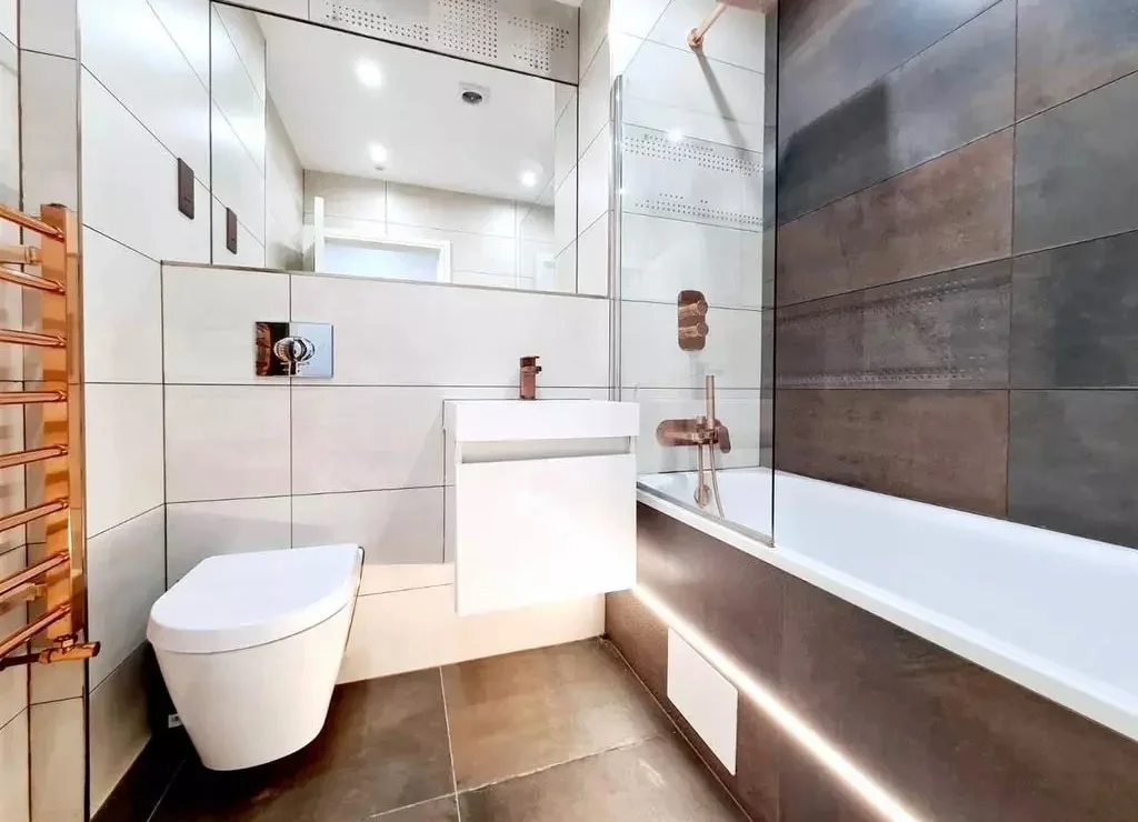 Flat Lancaster Road in Greater London