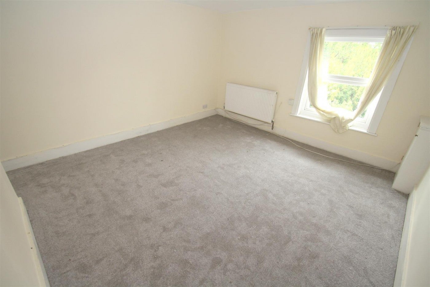 Flat Buckland Road in Maidstone