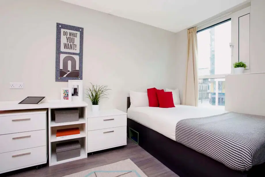 Room Hornsey Street in Greater London