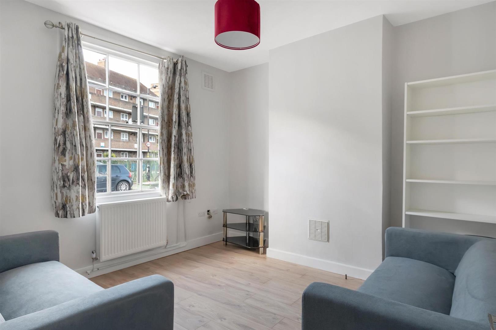 Room Marmont Road in Greater London