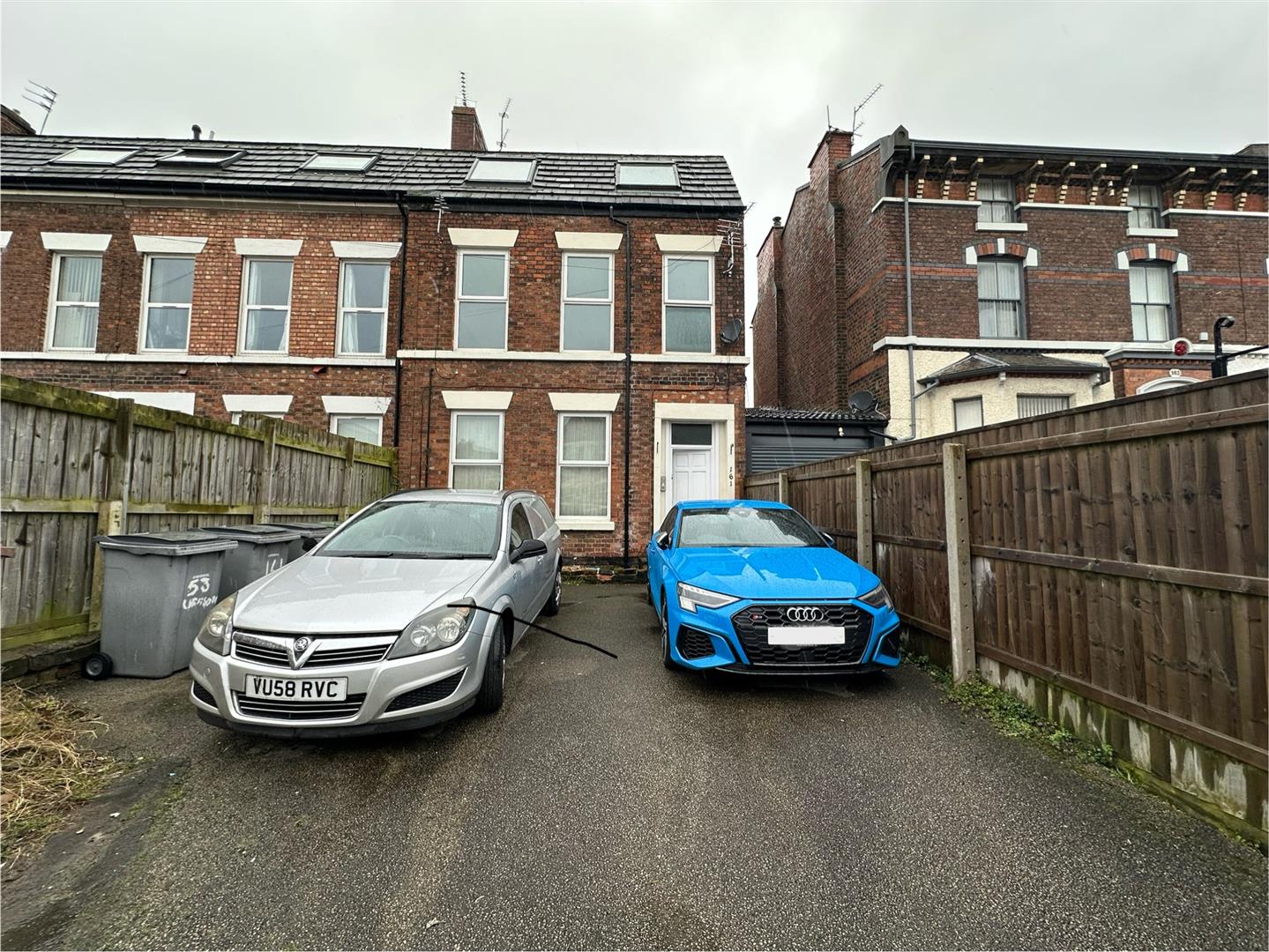 Flat School Hill in Heswall