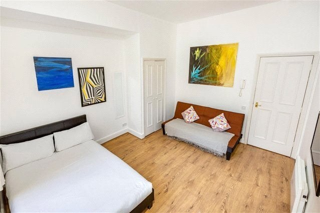 Flat Collingham Place in Greater London