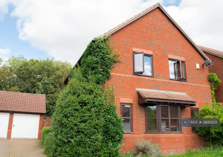 House Bignell Croft in Milton Keynes