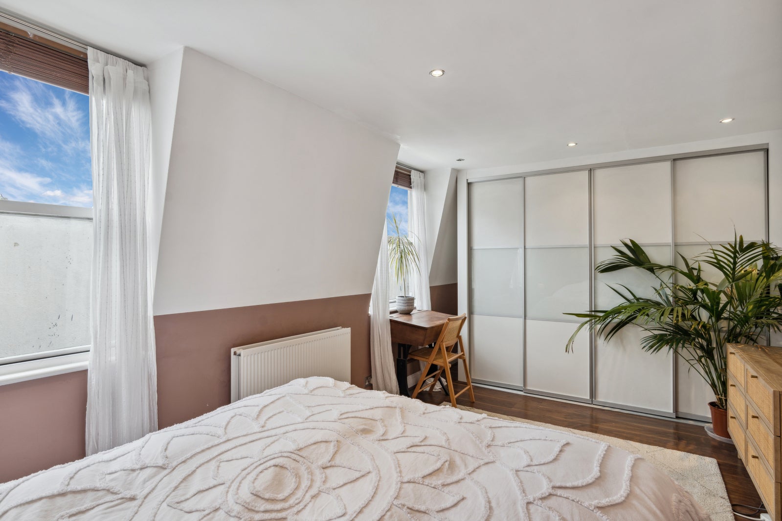 Flat Goldney Road in City of Westminster