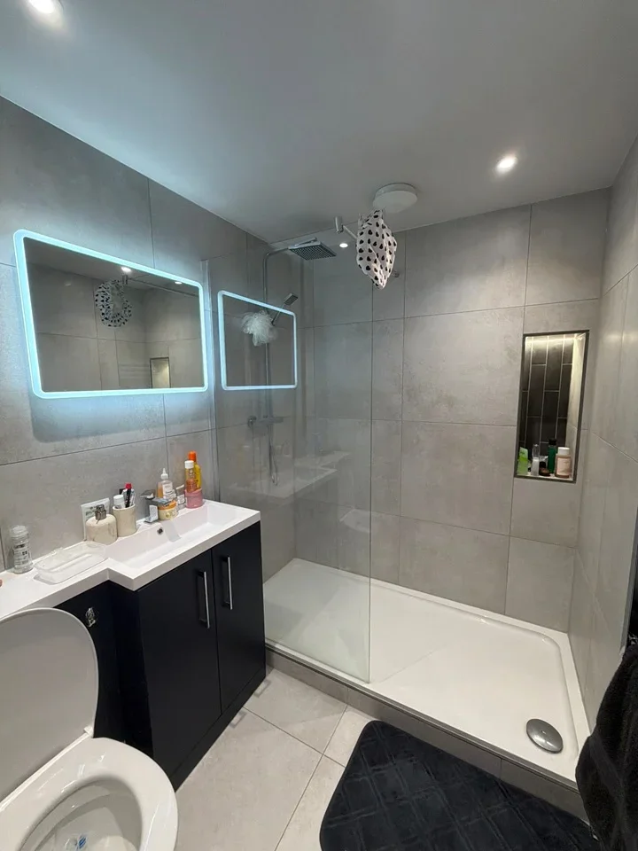 Flat Rykneld Square in Chesterfield