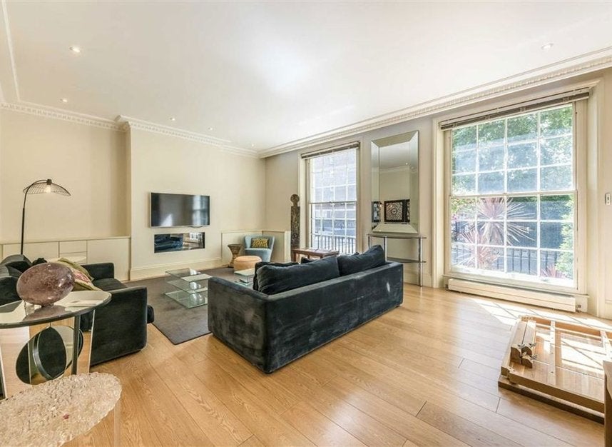 Flat Hyde Park Square in City of Westminster