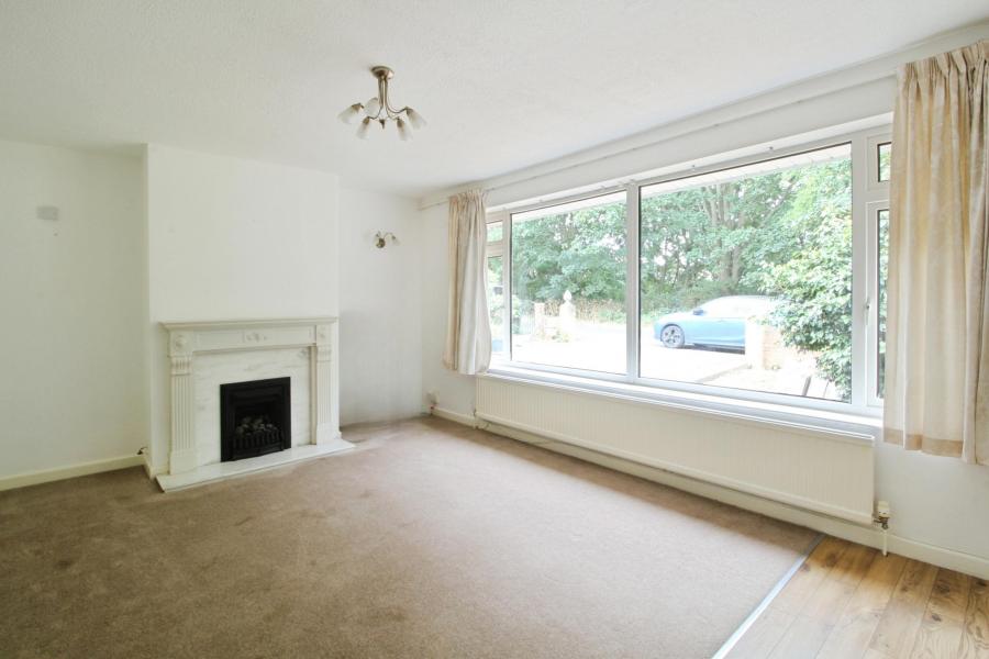 House Leap Valley Crescent in Bristol