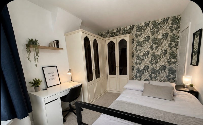 Room Green Street in Manchester