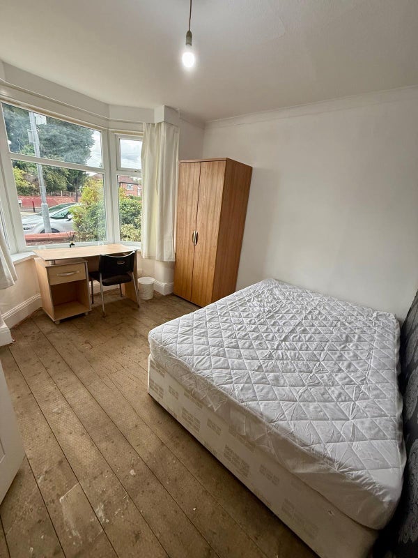 Room Green Street in Manchester