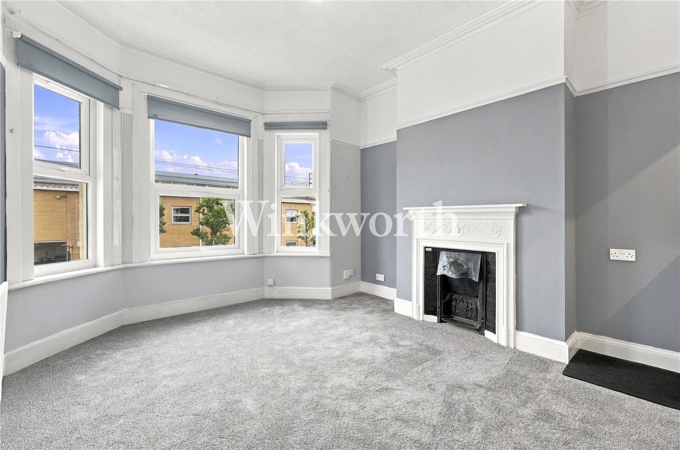 Flat Tottenhall Road in Greater London
