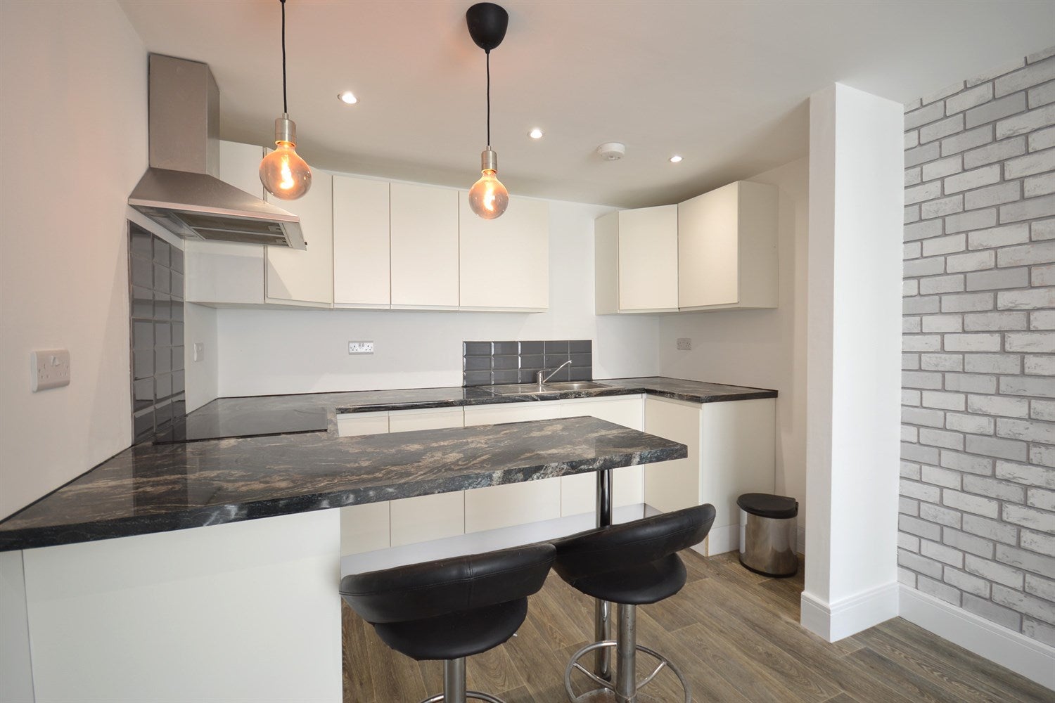 Flat Kings Court in Chichester