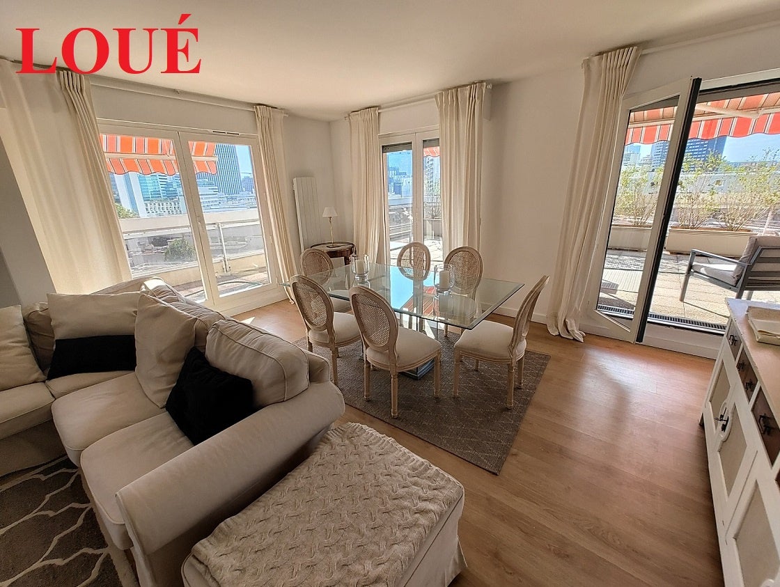 Flat Rue des Salles in Courbevoie