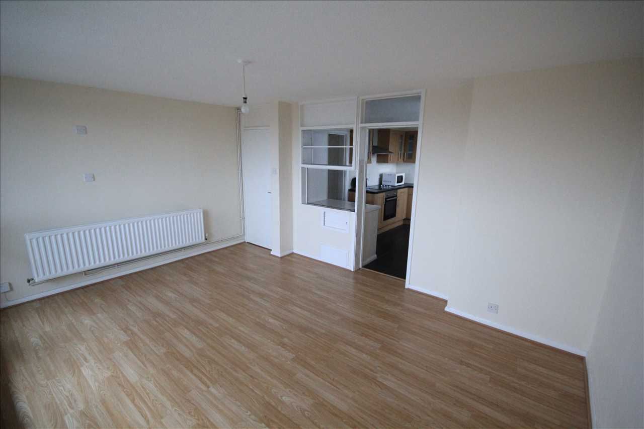 Flat The Meadows in Watford