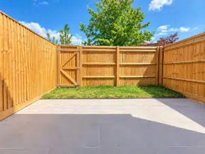 Flat Abbotswood Road in Greater London
