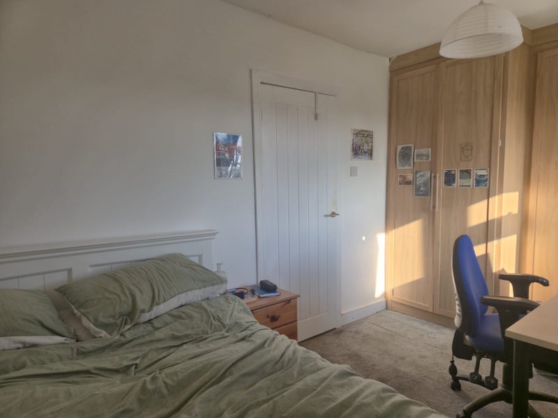 Room Skerton Road in Manchester