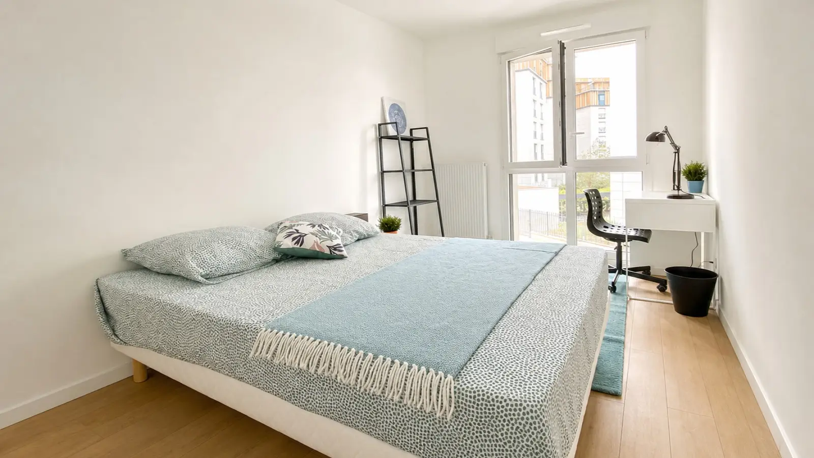 Room Rue Madame de Sanzillon in Clichy