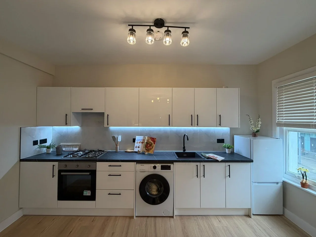 Flat Wood Lane in Greater London