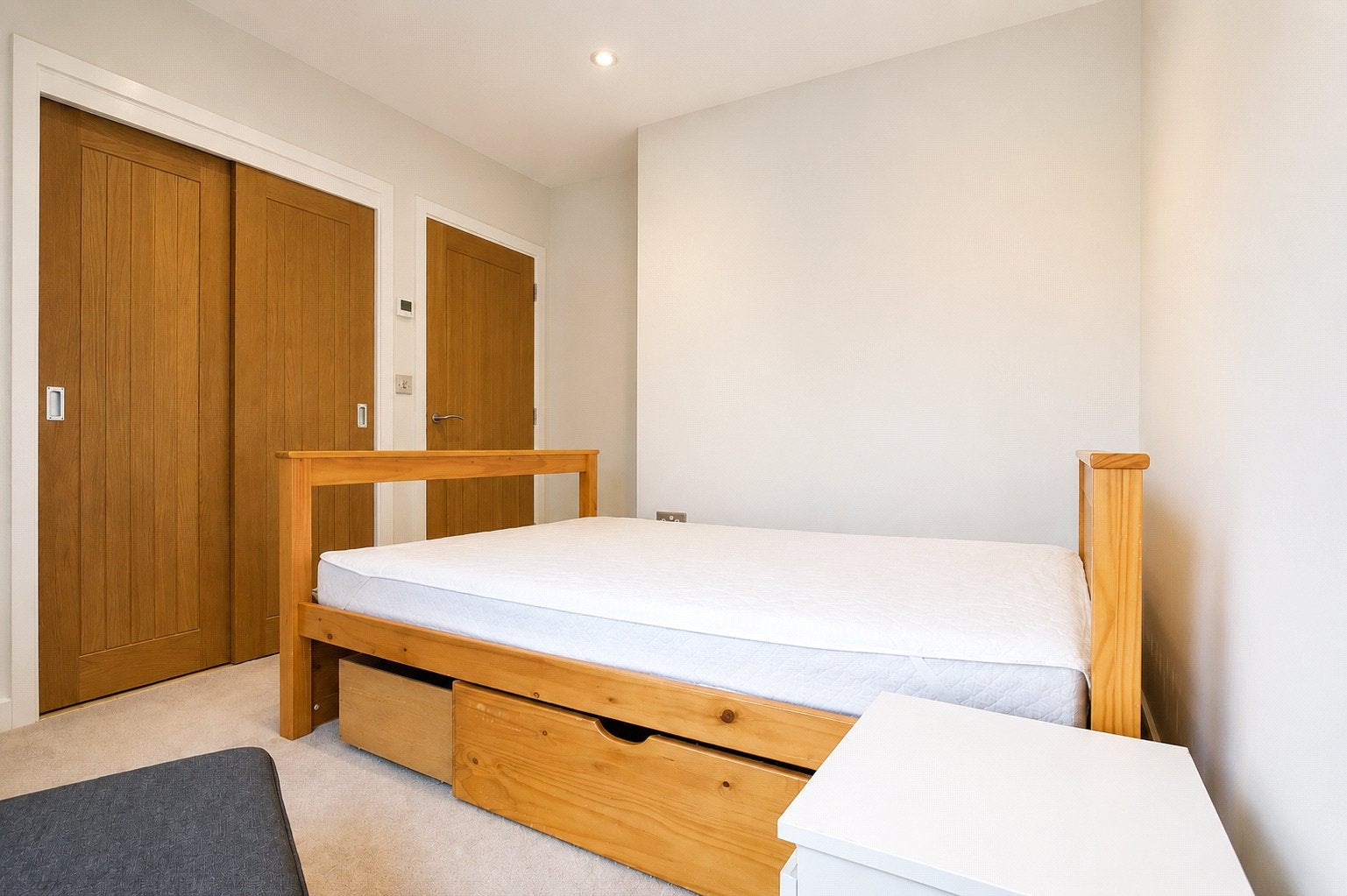Flat Weldale Street in Reading