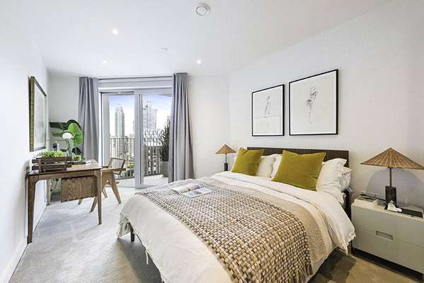 Flat Lanchester Way in Greater London