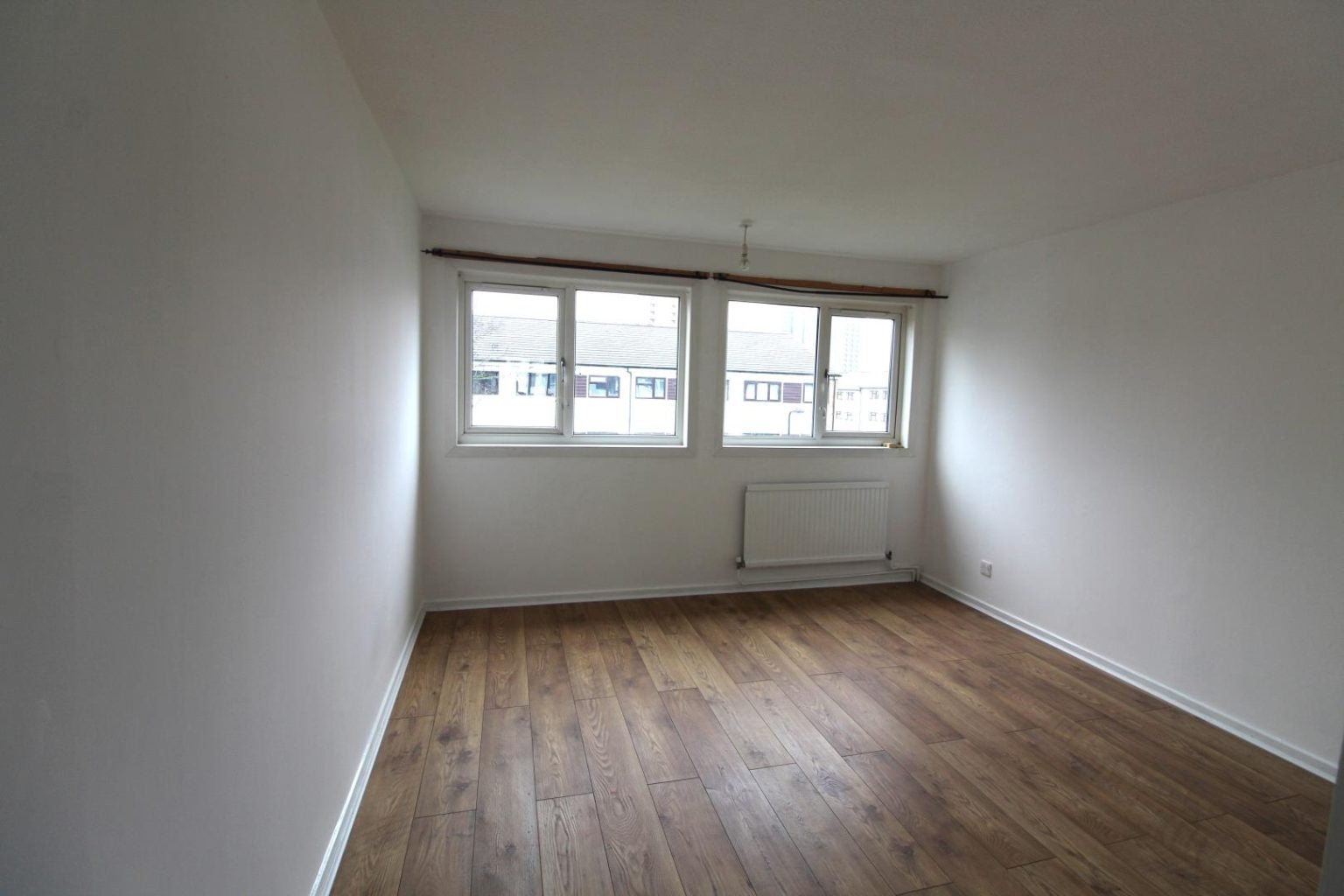 House Hamilton Close in Greater London