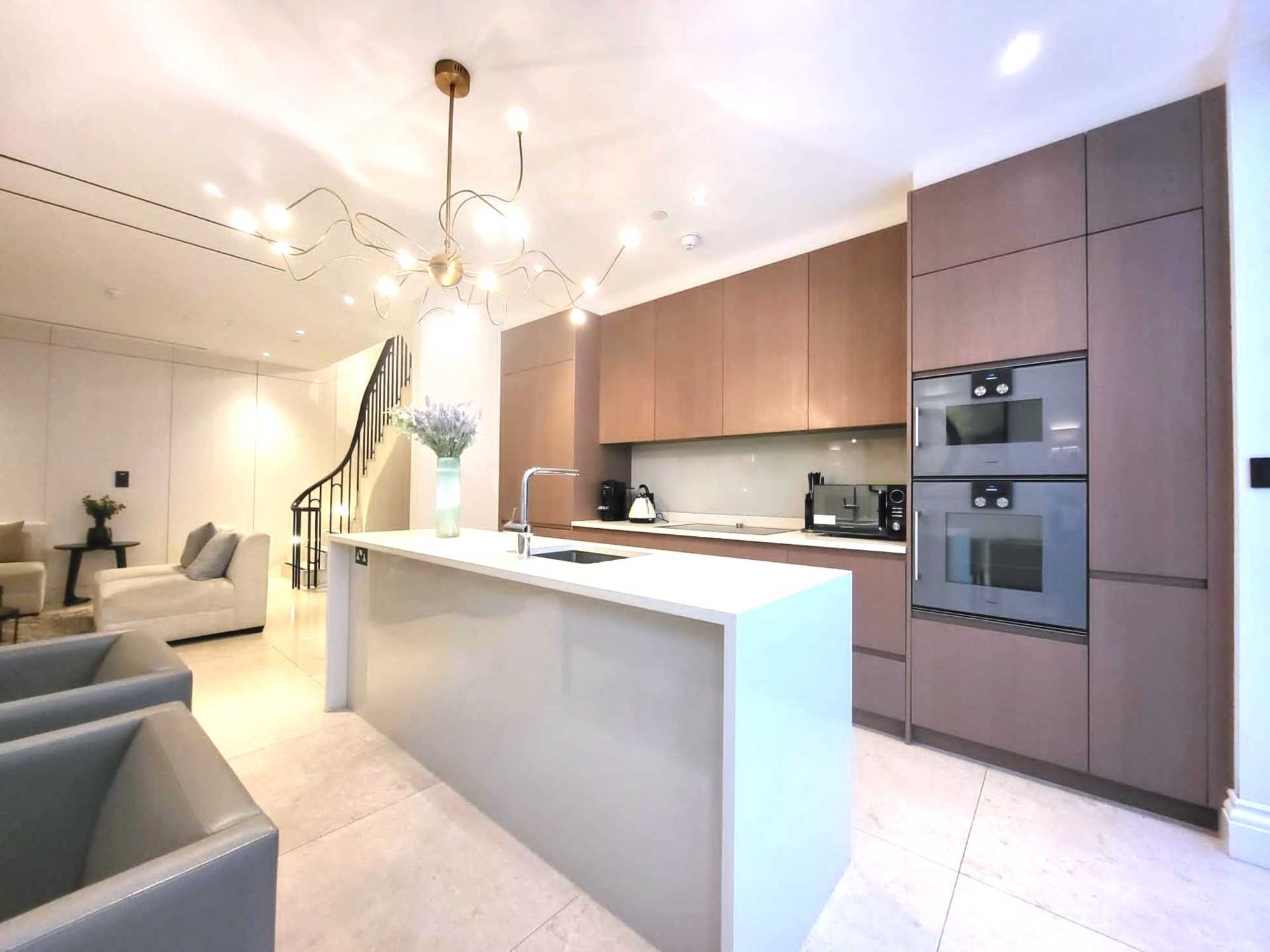House Rex Place in City of Westminster