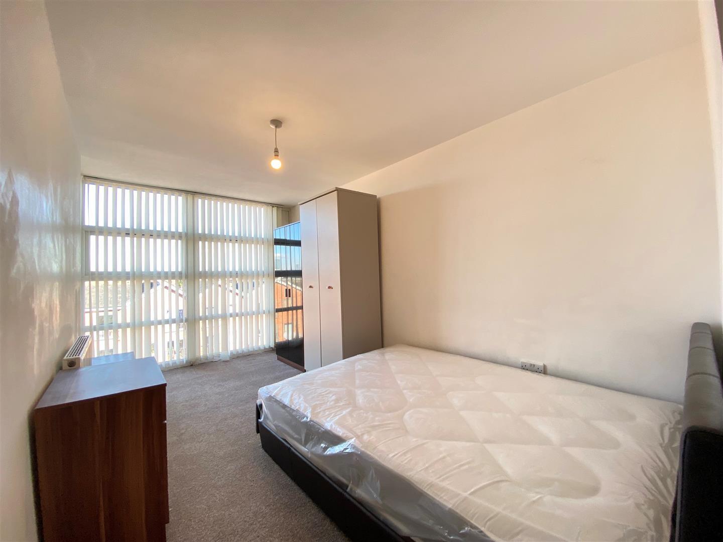 Flat Claremont Road in Manchester