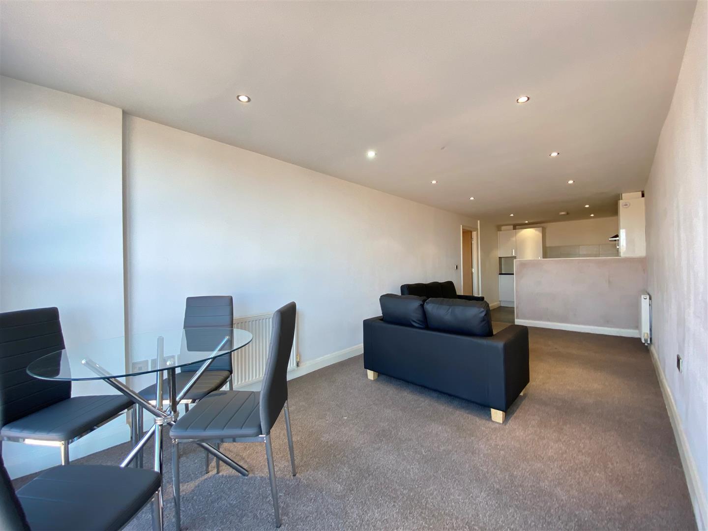 Flat Claremont Road in Manchester