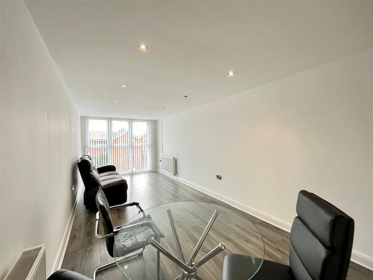 Flat Claremont Road in Manchester