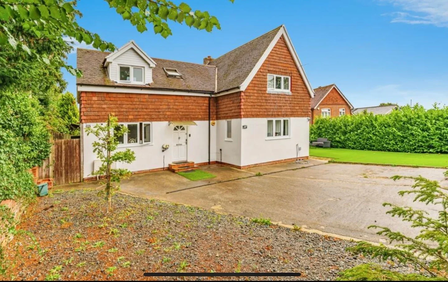 House Holly Road in Reigate and Banstead