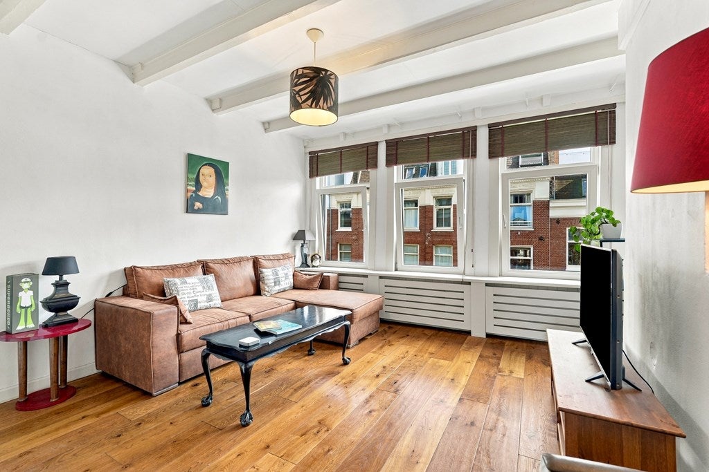 Appartement Van Oldenbarneveldtstraat 96 3 in Amsterdam