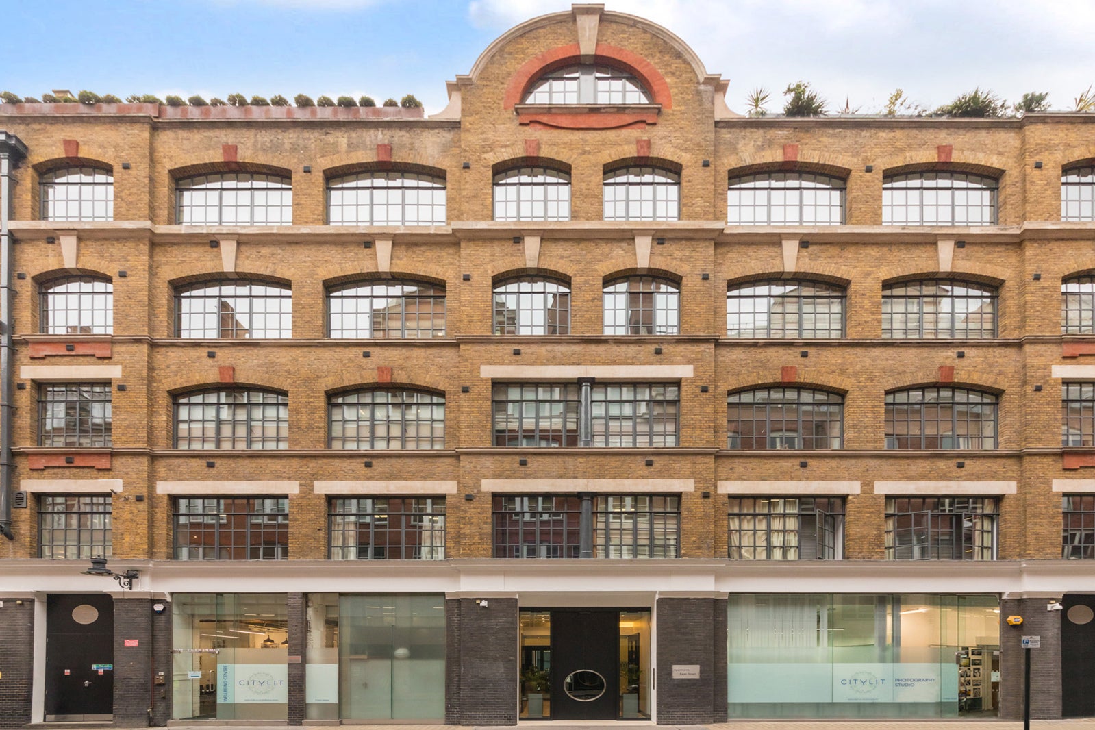 Flat Kean Street in City of Westminster