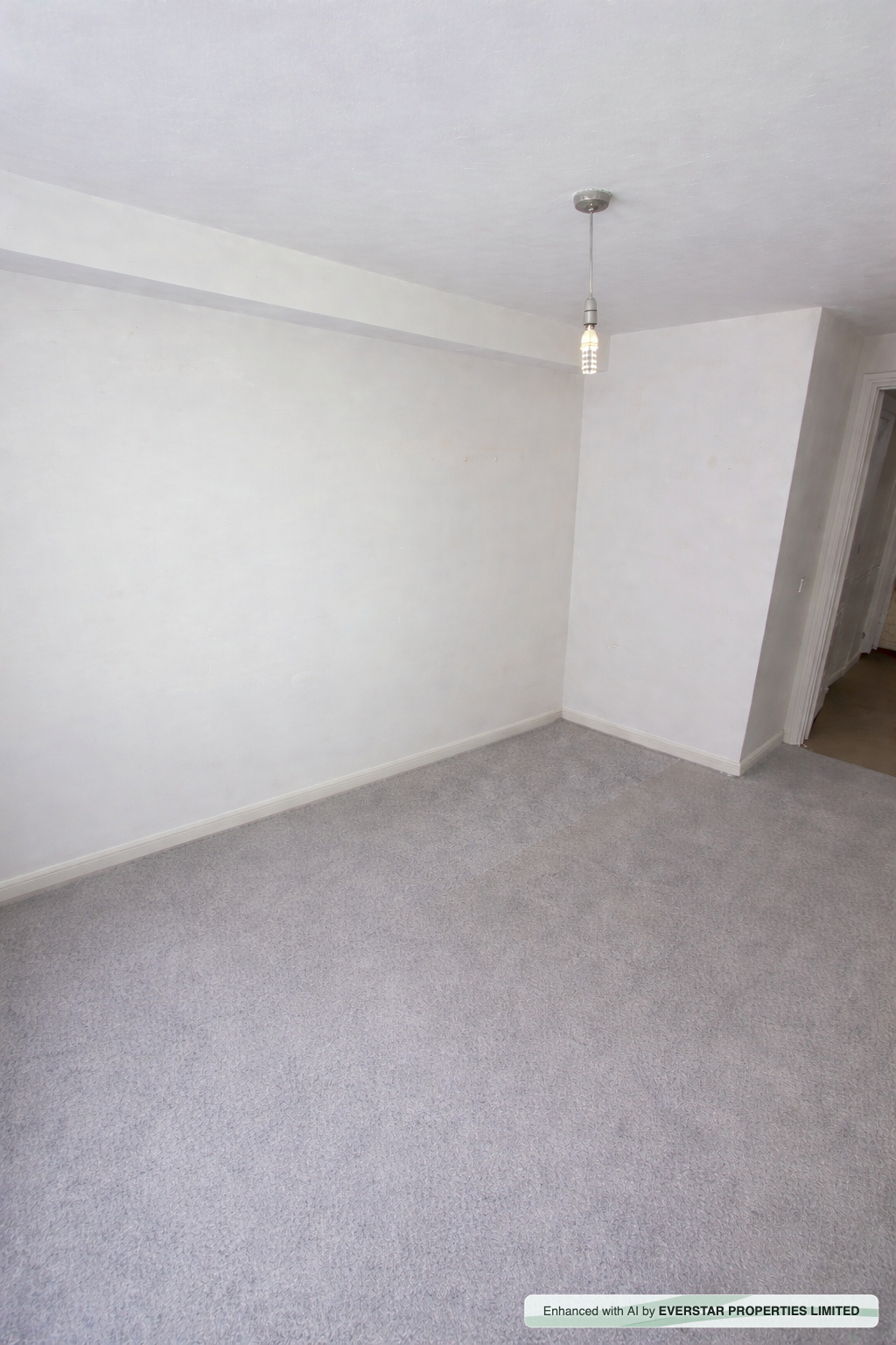 Flat Masons Avenue in Greater London