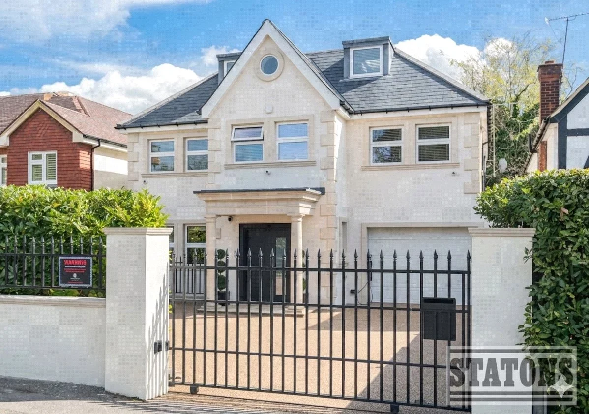 House Parkgate Avenue in Greater London