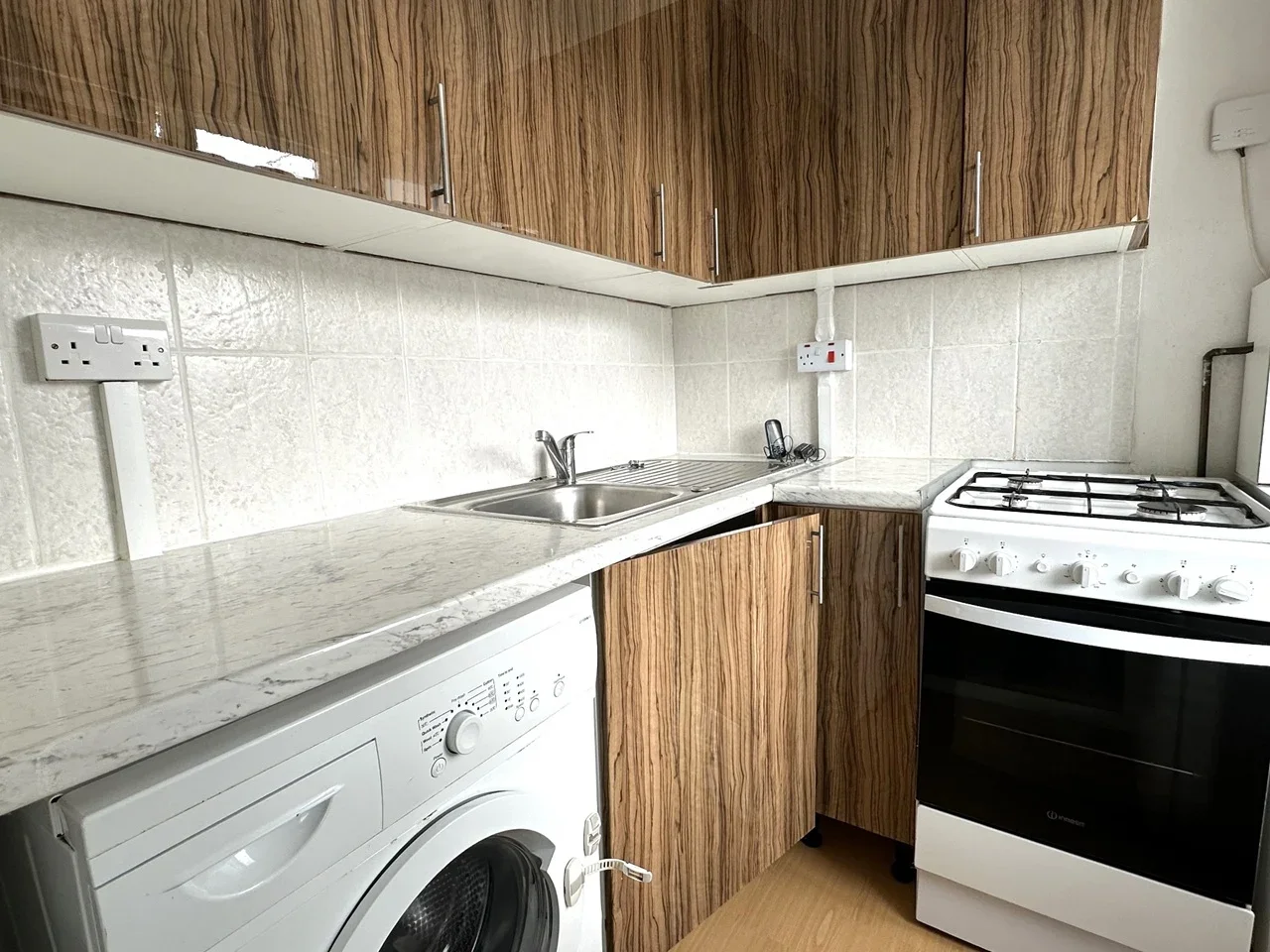 Flat Briar Close in Greater London