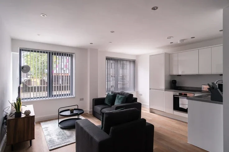 Flat Talbot Road in Trafford