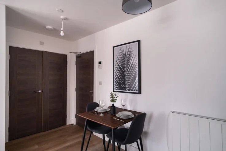 Flat Talbot Road in Trafford