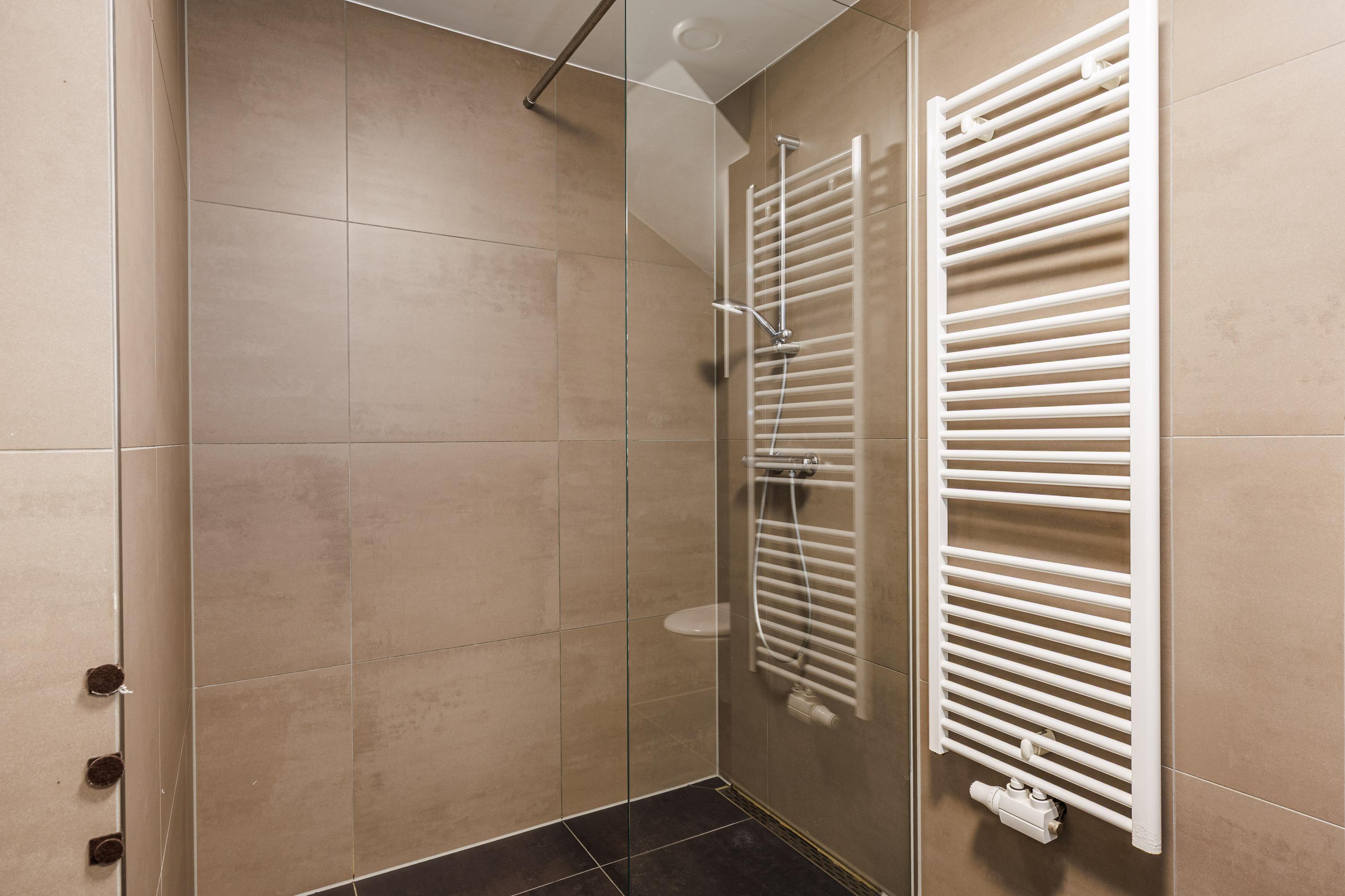 Appartement te koop: Utrechtsedwarsstraat 74, Amsterdam
