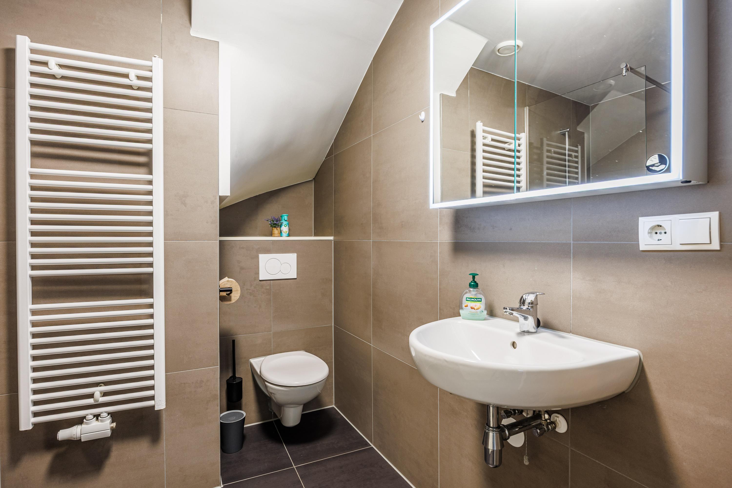Appartement te koop: Utrechtsedwarsstraat 74, Amsterdam