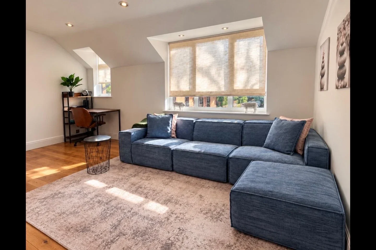 Flat Brooklands Court in St Albans
