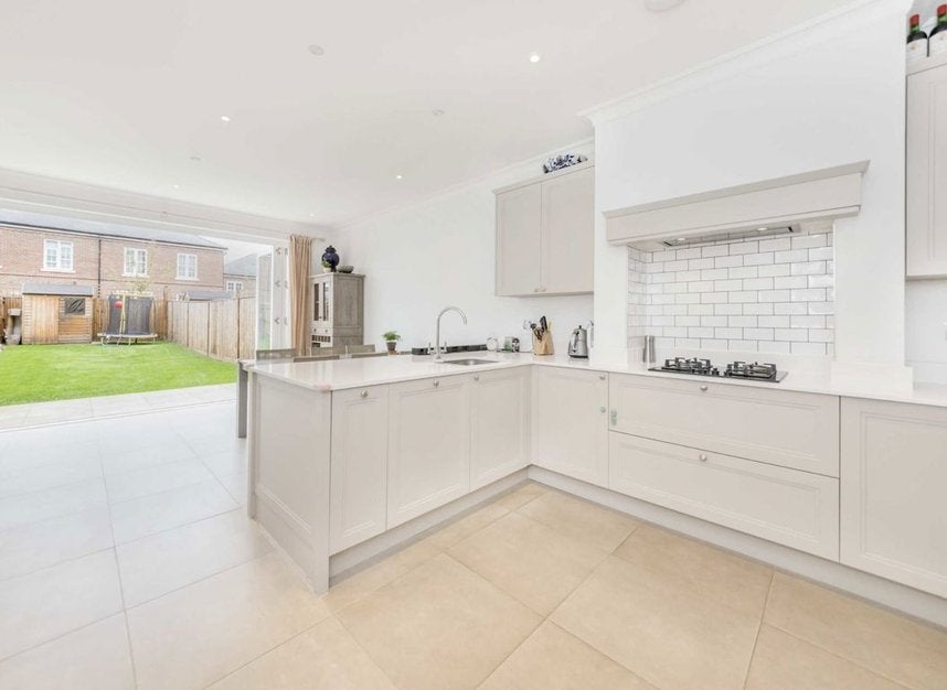 House Barrons Chase in Greater London