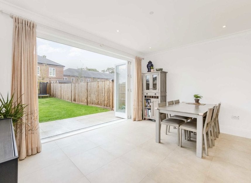 House Barrons Chase in Greater London